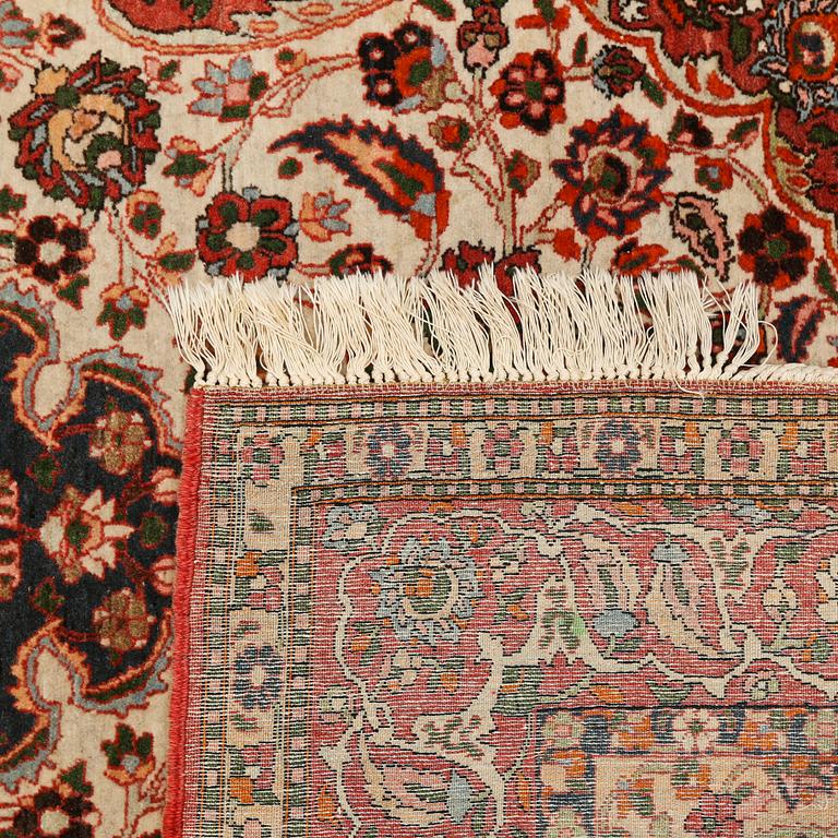MATTA, old, orientalisk, 210 x 140 cm.