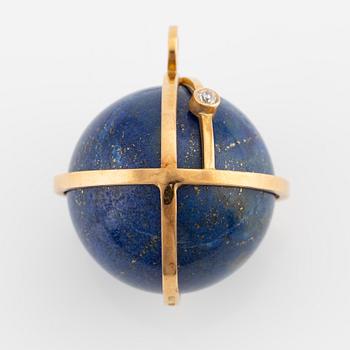 Pendant, Lantz, 18K gold with globe lapis lazuli and brilliant-cut diamond.