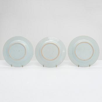 A set of three famille rose plates, Qing dynasty, Qianlong (1736-95).