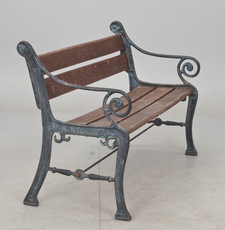 TRÄDGÅRDSBÄNK, gjutjärn, 1900-talets slut.