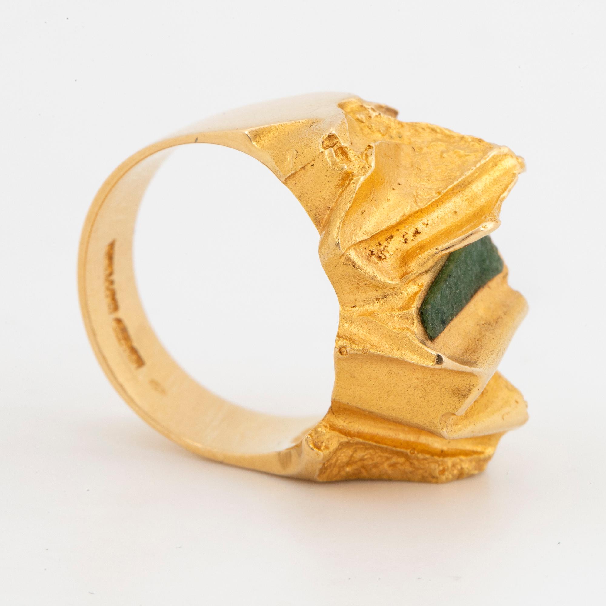 Lapponia ring 18K guld med zoisit "Pagodi".