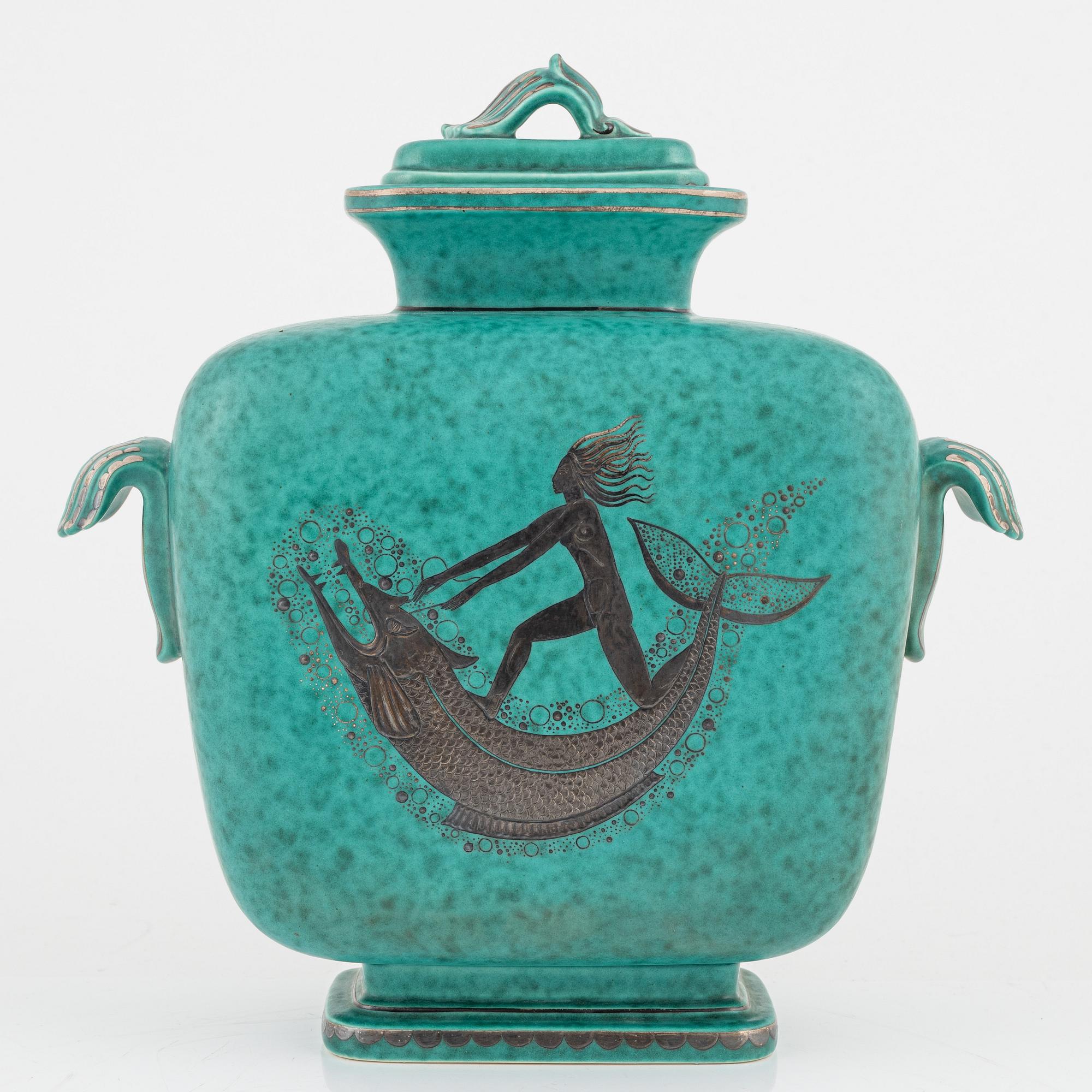 Wilhelm Kåge, an 'Argenta' stoneware urn with cover, Gustavsberg.