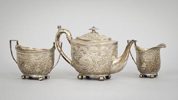 TESERVIS, 3 delar, silver. England 1800-tal. Tot vikt 1050 g.