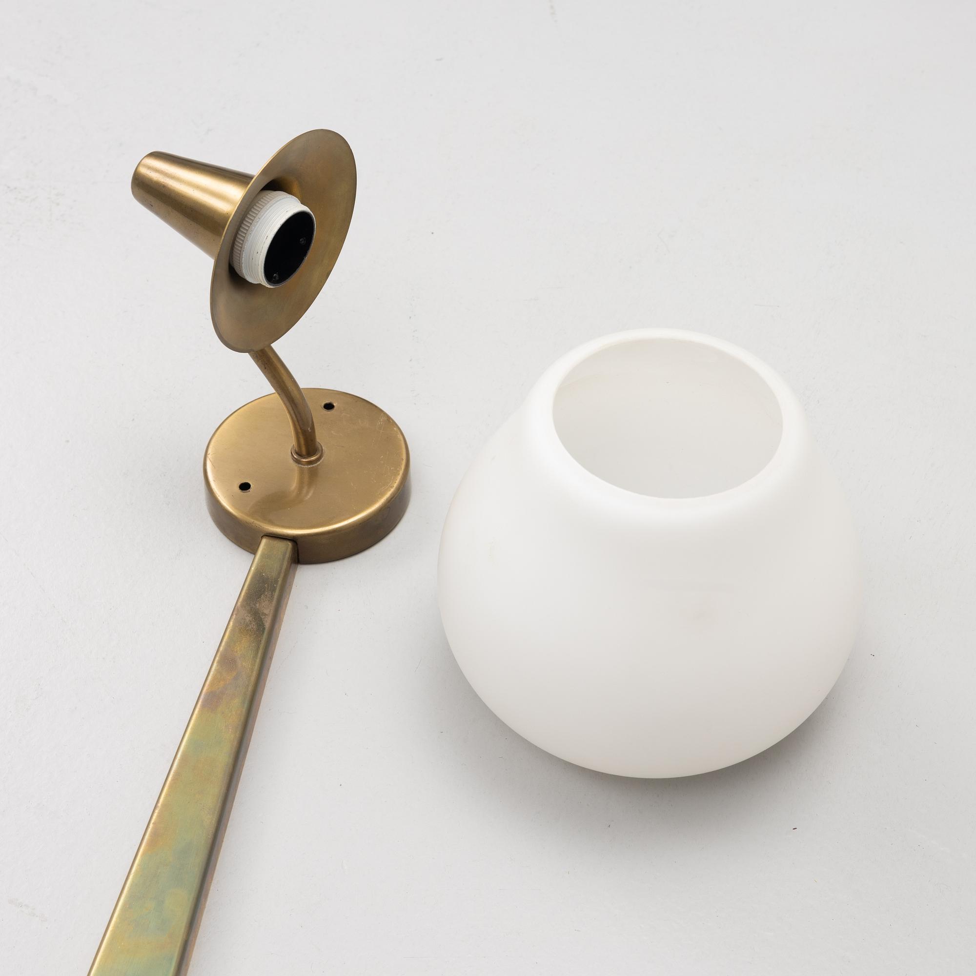 Harald Notini, attributed to, custom-made wall lamp, possibly by Arvid Böhlmarks Lampfabrik 1950s.