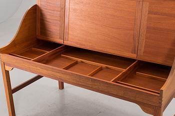 A WRITING DESK BY ANDREAS HANSEN FOR  HADSTEN TRÄINDUSTRI DENMARK.