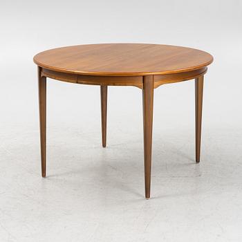Dining table, walnut, mid-20th century.