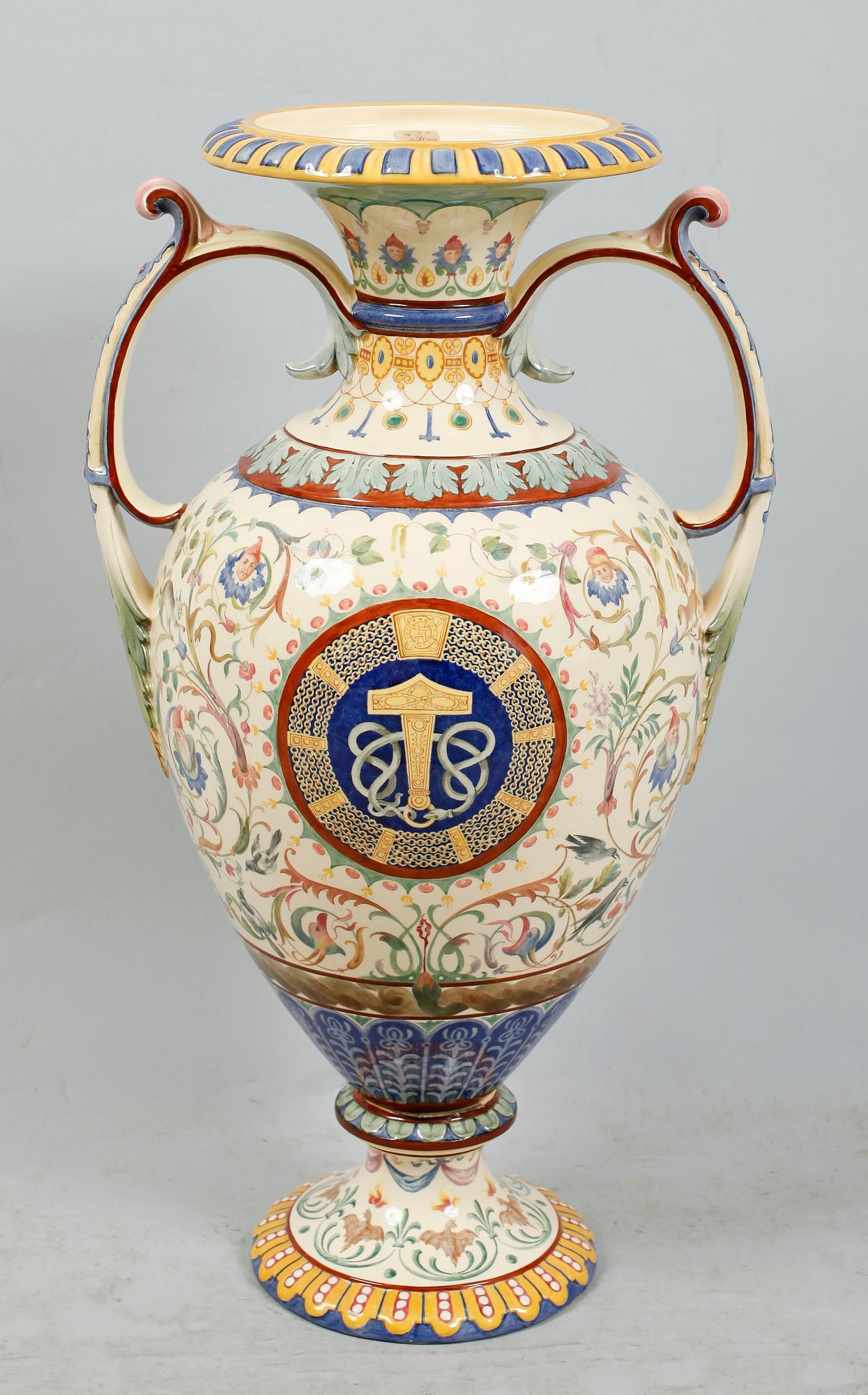 PRAKTVAS, porslin, Rörstrand, sent 1800-tal.