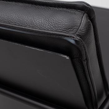 Emil Thorup, fåtölj, "Lounge Chair", Handvärk, samtida.