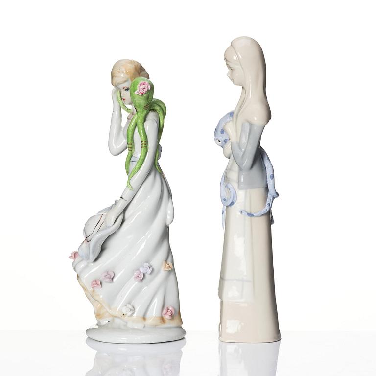 Ola Niklasson, Två kvinnor med prickiga bläckfiskar.