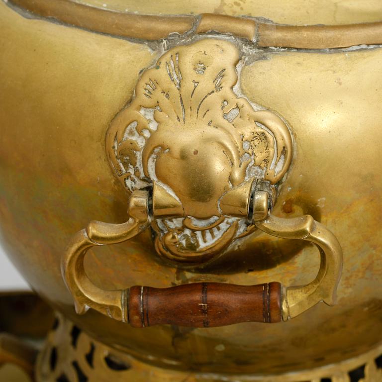 SAMOVAR, 1800-tal.