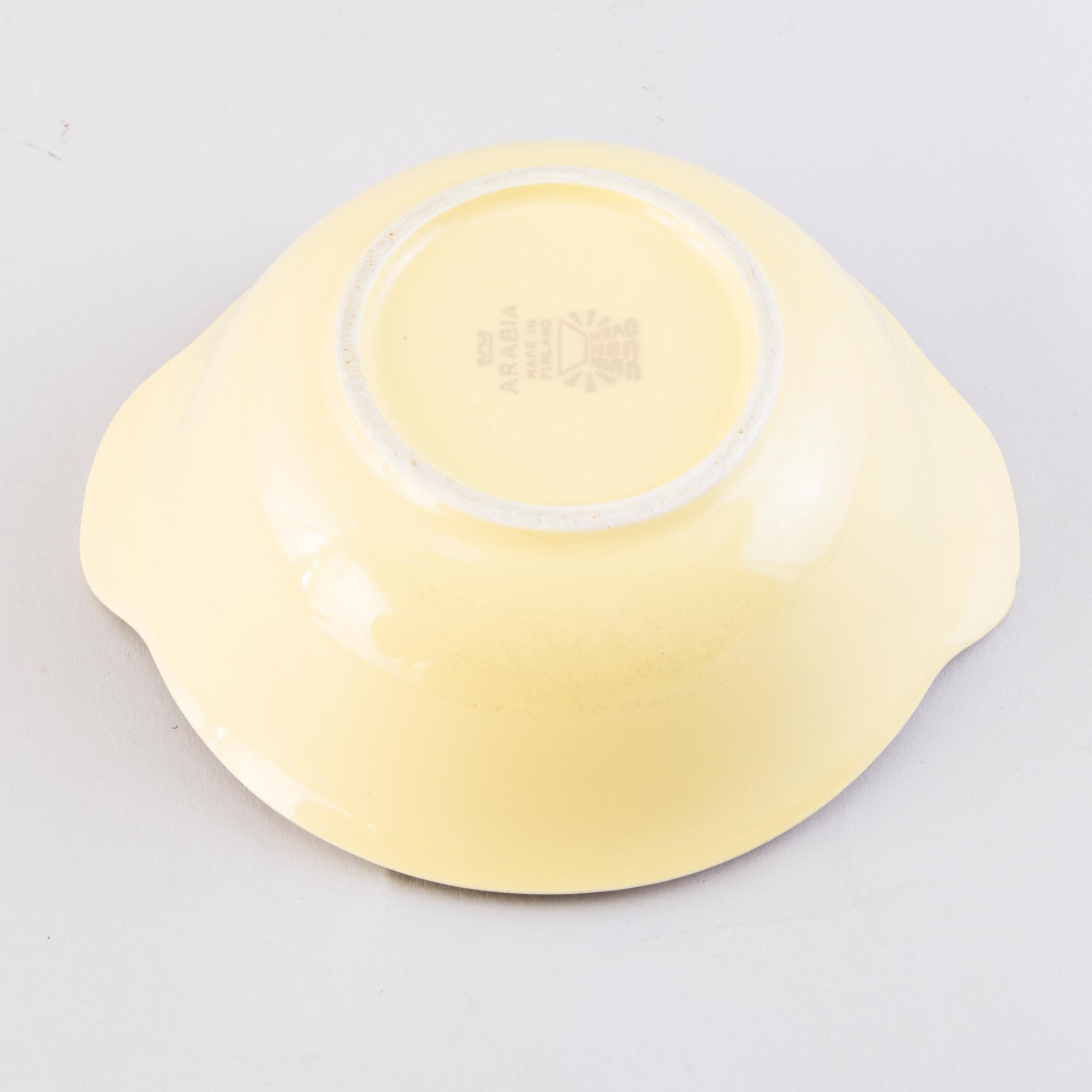 KAJ FRANCK, A 67-piece SET OF KILTA / TEEMA FAYENCE / PORCELAIN by Arabia.