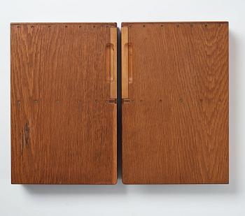 Bruno Mathsson, a pair of Swedish Modern mahogany wall mounted bedside tables, Firma Karl Mathsson, Värnamo, Sweden 1941.