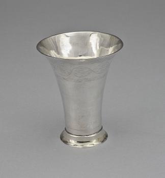 BÄGARE, silver, Anders Pihra, Åbo, 1817. Vikt 71 g.