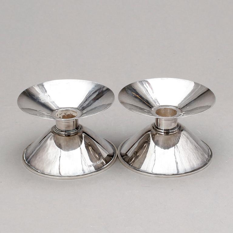 LJUSSTAKAR, ett par, silver, Hugo Strömdahl, Stockholm, 1952. Vikt ca 288g.
