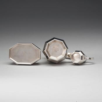 WIWEN NILSSON, kaffeservis, tre delar, Lund 1946 (gräddkanna), 1953, sterling.