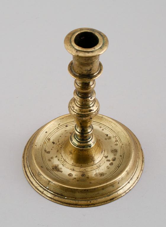 LJUSSTAKE, mässing, 1600-tal.
