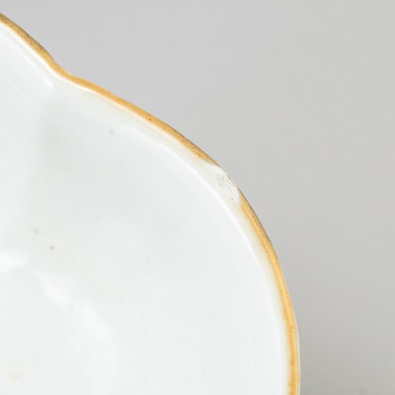 Two chinese famille rose footed dishes. Qing dynasty, Tongzhi mark and period (1862-1874).
