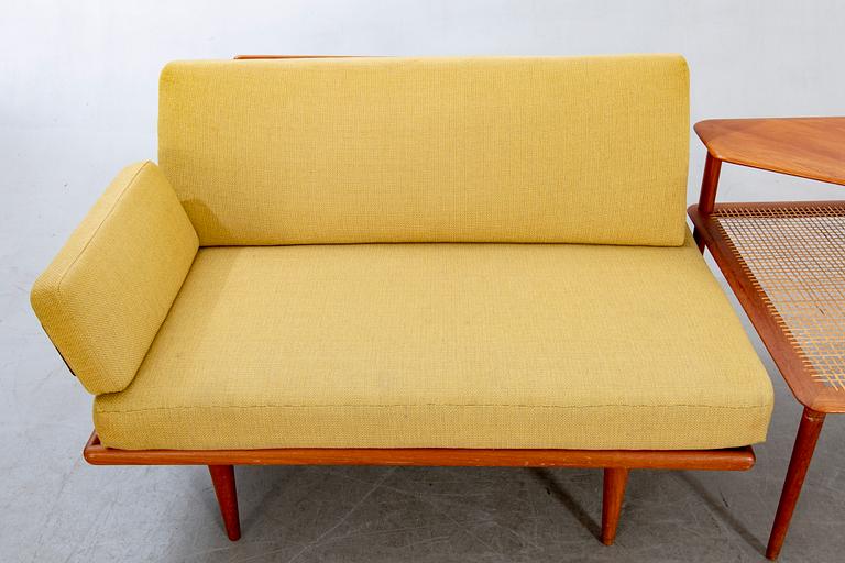 Peter Hvidt & Orla Mølgaard Nielsen,.