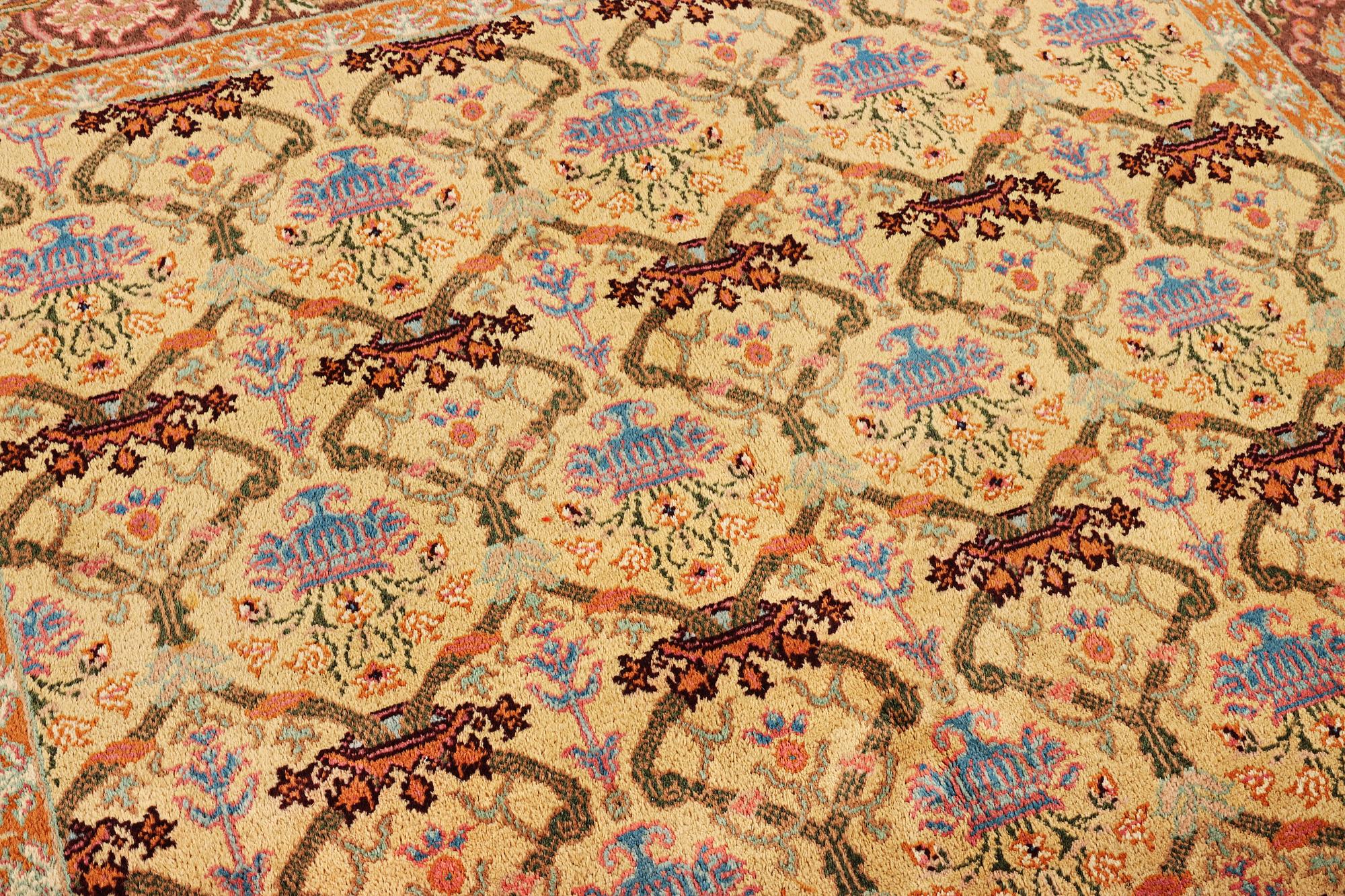 Matta, orientalisk, ca 243x 173 cm.