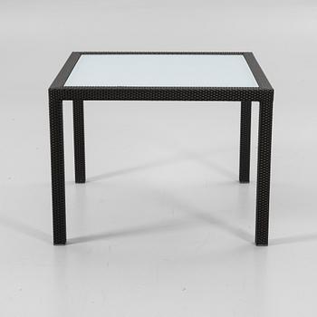 Trädgårdsbord, Dedon, 2000-tal.