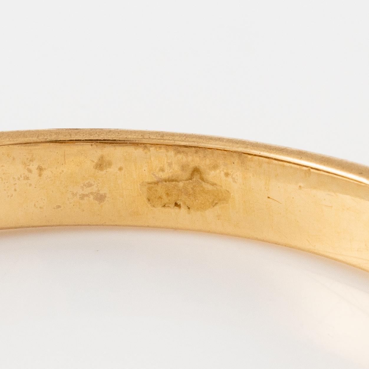 Ring, 18K gold with brilliant-cut diamonds.