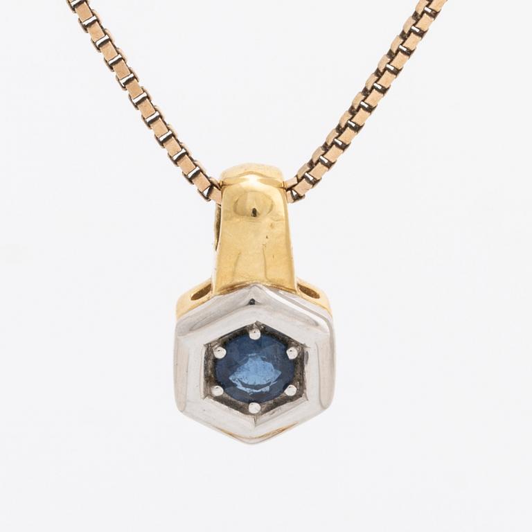 Pendant and ring, 18K gold with 2 sapphires and brilliant-cut diamonds 0,045 ct inscribed, chain gilded silver.