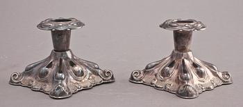 LJUSSTAKAR, ett par, silver, 1900-tal.