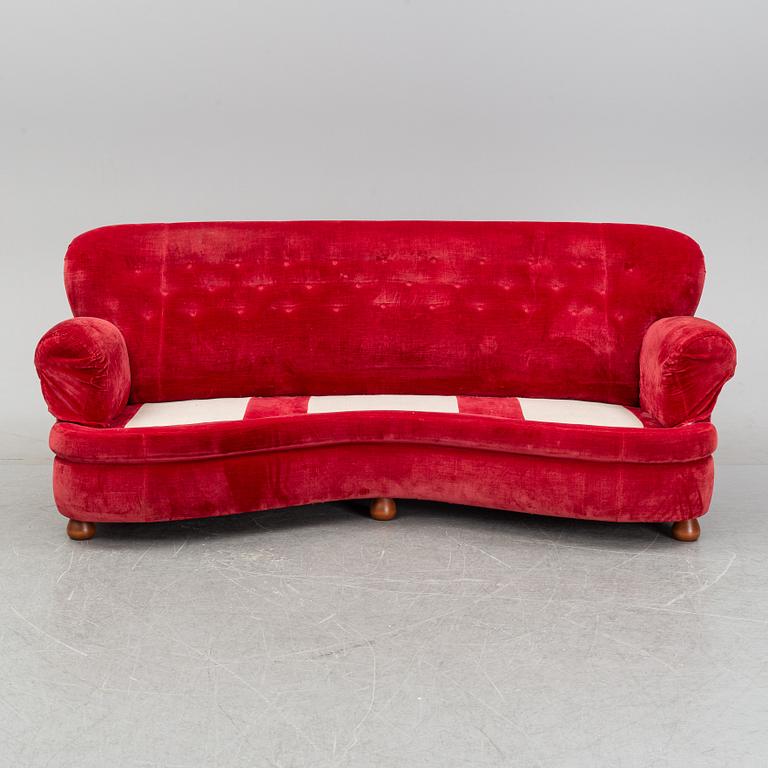 Josef Frank, a modell 968 sofa, Svenskt Tenn.