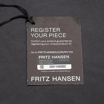 Arne Jacobsen, fåtölj, "Ägget", Fritz Hansen, Danmark, 2021.