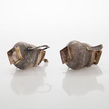 Teekalusto, 3 osaa, hopeaa, osittain kullattu, suomalaiset tarkastusleimat 1967.