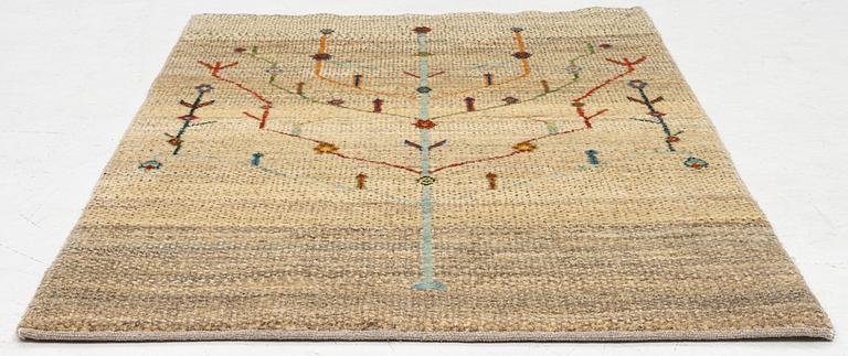 A oriental rug, c. 142 x 95 cm.