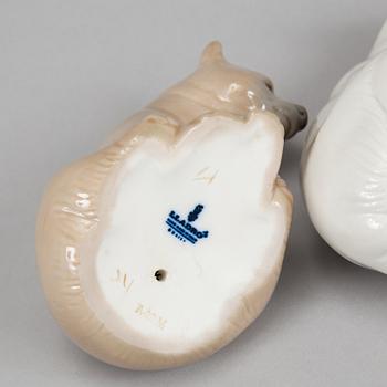 Lladrò two porcelain polar bears, Spain.