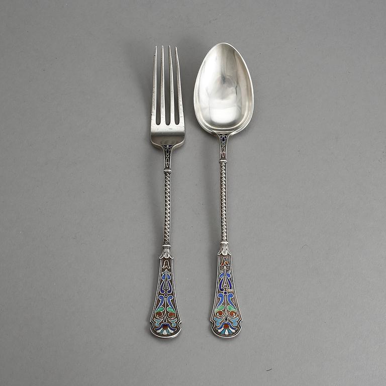 DESSERTGAFFEL och SKED, emalj och silver, David Andersen, Oslo, Norge. tot vikt ca 67 gram.