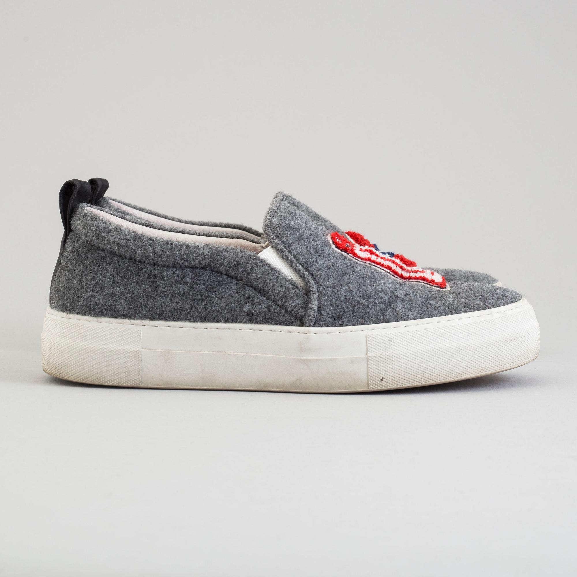 a pair of Joshua Sanders shoes size 39. Bukowskis