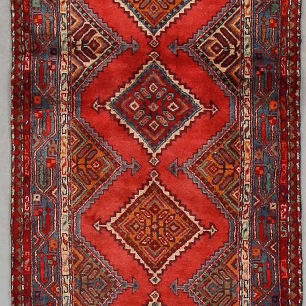 MATTA, Mehraban, ca 331 x 75 cm.
