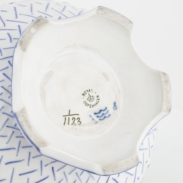 A 'Musselmalet' porcelain vase, Royal Copenhagen, Denmark, 1889-1922.