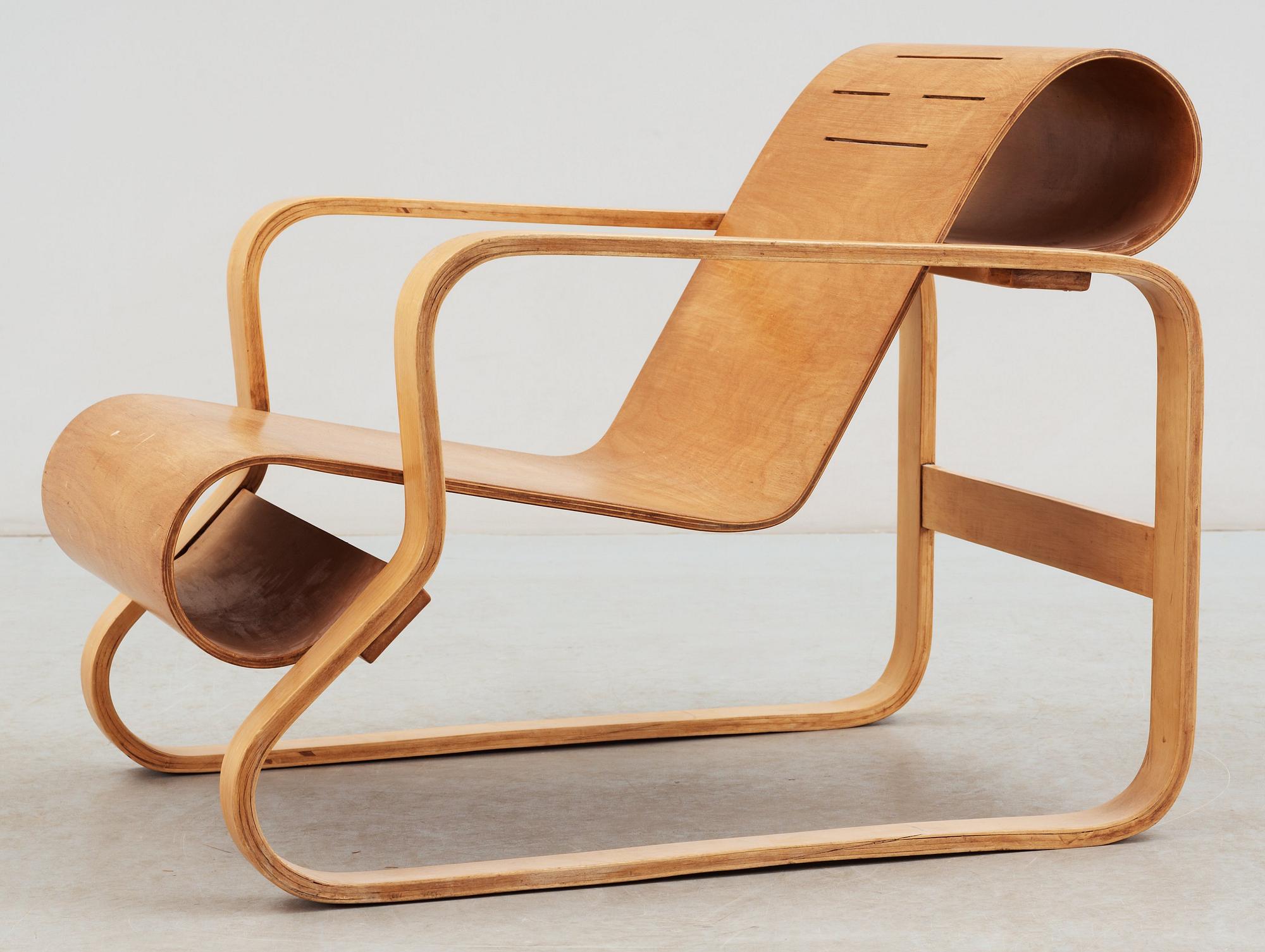 An Alvar Aalto laminated birch and plywood armchair, 'Paimio', model 41, retailed by Finmar Ltd, Finland circa 1932.