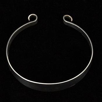 ARMBAND, silver, Elis Kauppi, Kupittaan Kulta, 1958. Vikt 17,9.