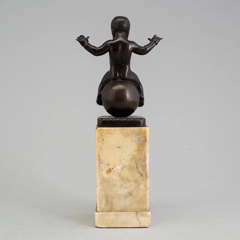 ALBERT HOLL, sculpture, signed.