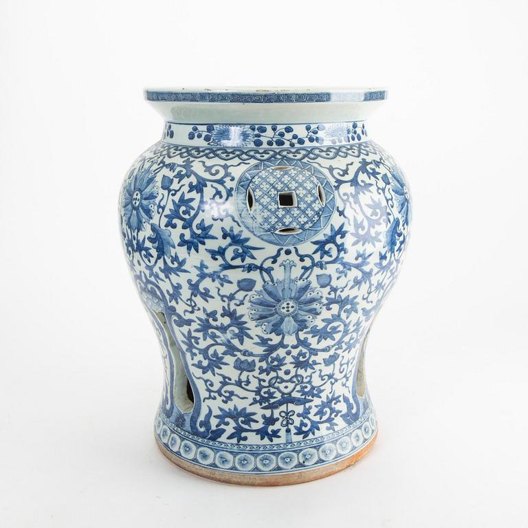 A Chinese blue and white garden seat, 20th Century.