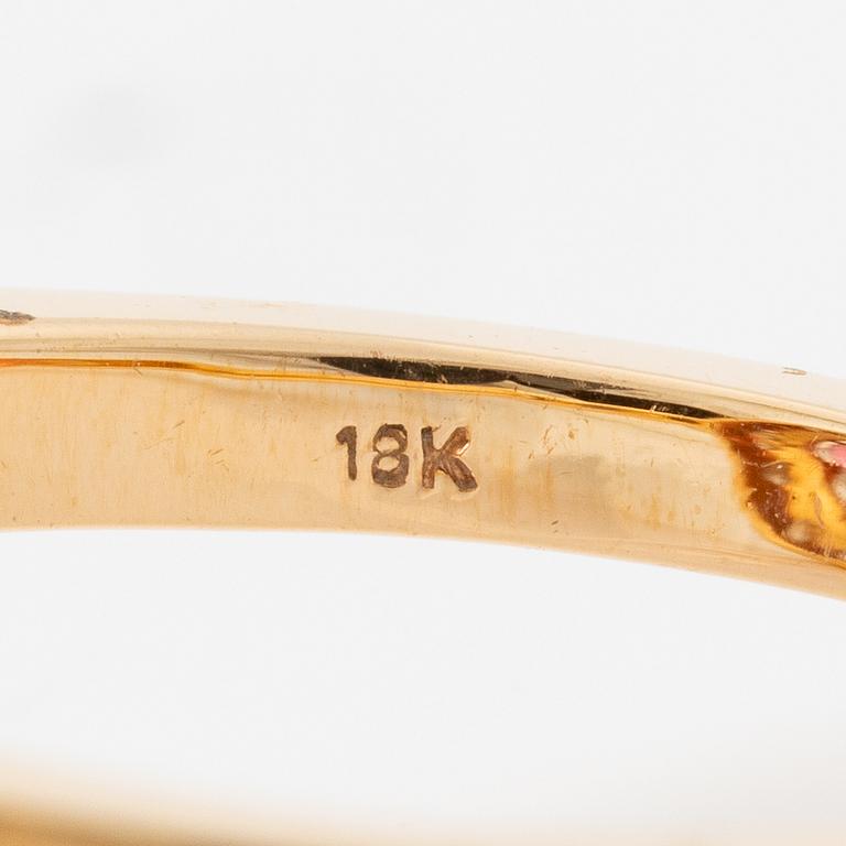 Ring, carved, 18K rose gold with pink tourmaline and brilliant-cut diamonds.