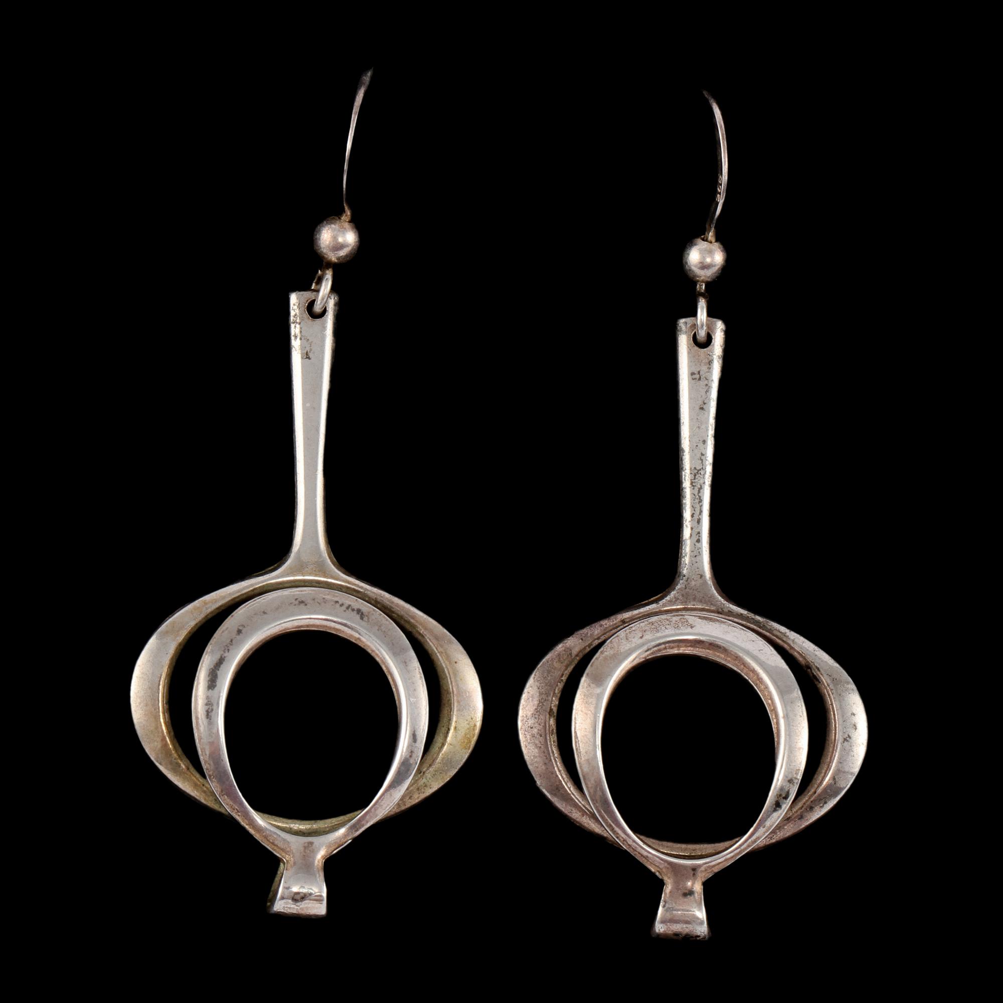 ÖRHÄNGEN, ett par, silver, David Andersen, Norge, omkring 1900-talets mitt. Vikt 6 g.