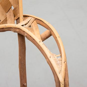 PROVENCE-STOLAR, 4 st, kastanjeträ, "Le Corbusier", Pascal Raffier Vannerie, Frankrike 1900-talets slut.