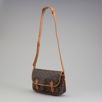 LOUIS VUITTON, shoulder bag.