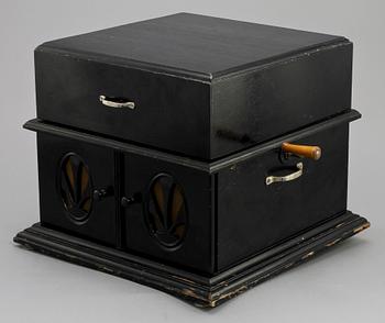 VEVGRAMMOFON med SKIVOR, Veni Vidi Vici soundbox, 1900-talets första hälft.