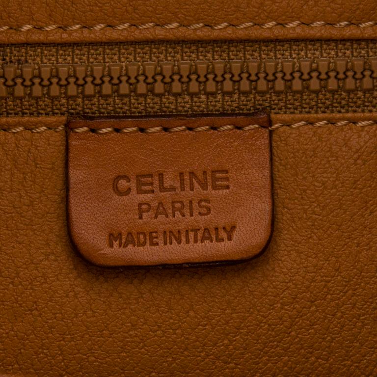 CÉLINE Macadam Bucket bag.