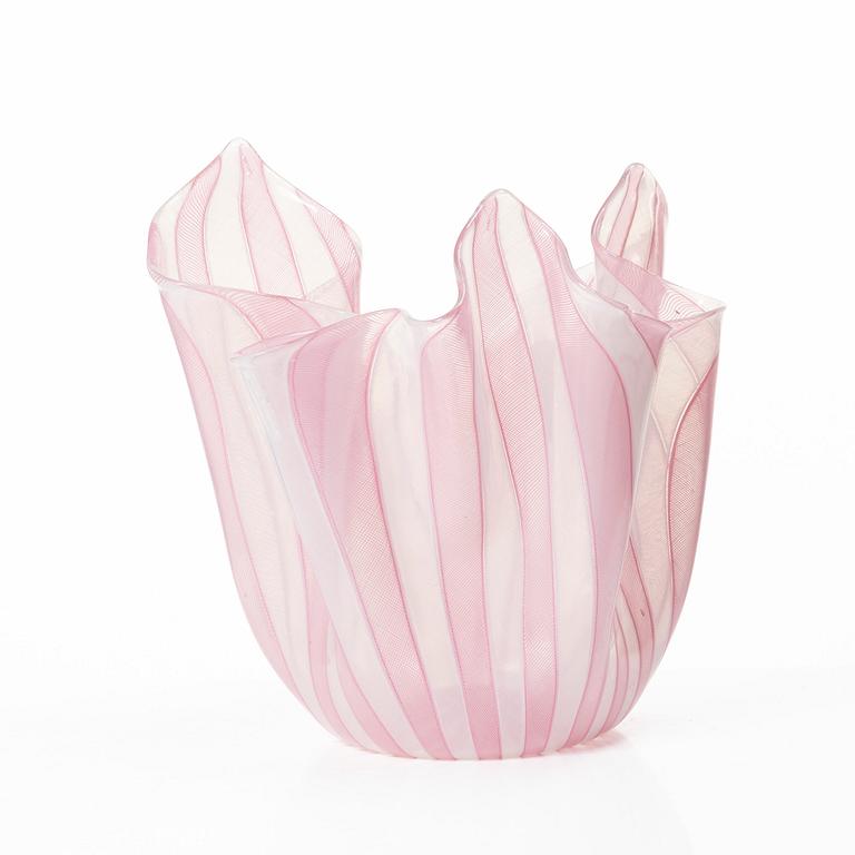 Paolo Venini & Fulvio Bianconi, a 'Fazzoletto' vase, Venini, Murano, Italy.