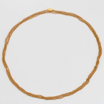 An 18K gold chain.