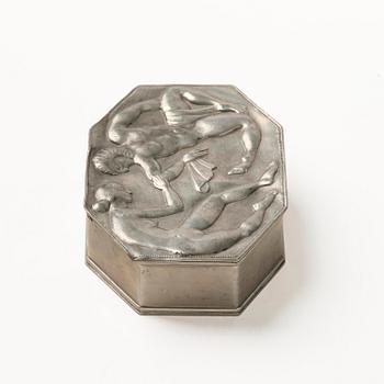 A Swedish Grace pewter box, Herman Bergman konstgjuteri, Stockholm, 1930.