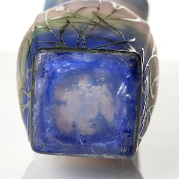 Daum Frères, an Art Nouveau cameo glass vase, Nancy, France.